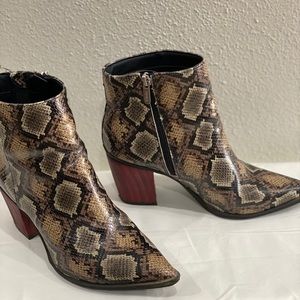 Circus by Sam Edelman bootie